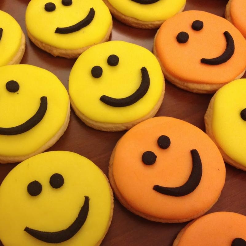 GÜLERYÜZLÜ HİZMET